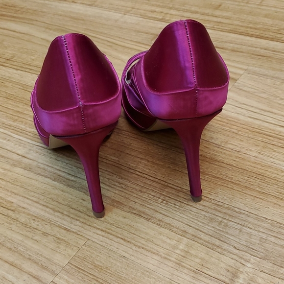 Custom dyed 4" heels - Picture 4 of 4